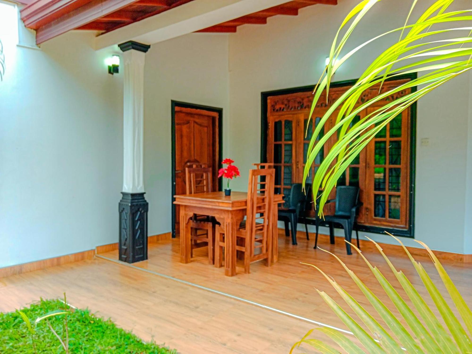 Sigiriya Peacock Homestay Exterior photo