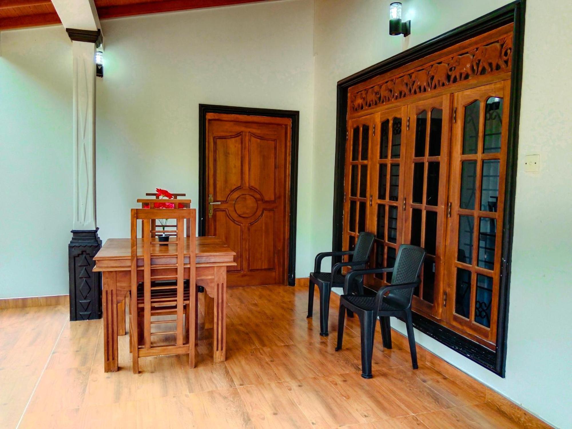 Sigiriya Peacock Homestay Exterior photo