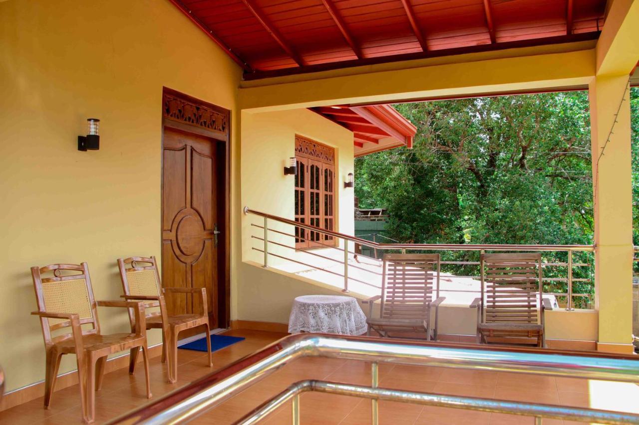 Sigiriya Peacock Homestay Exterior photo