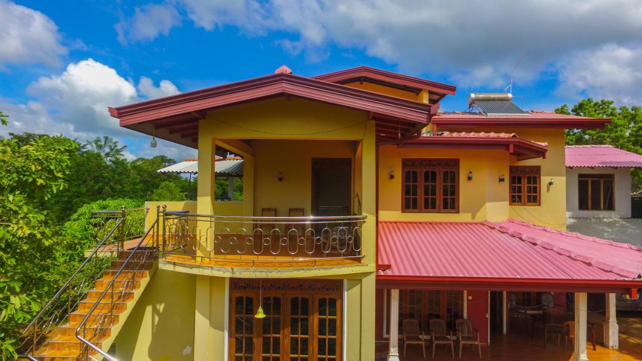 Sigiriya Peacock Homestay Exterior photo